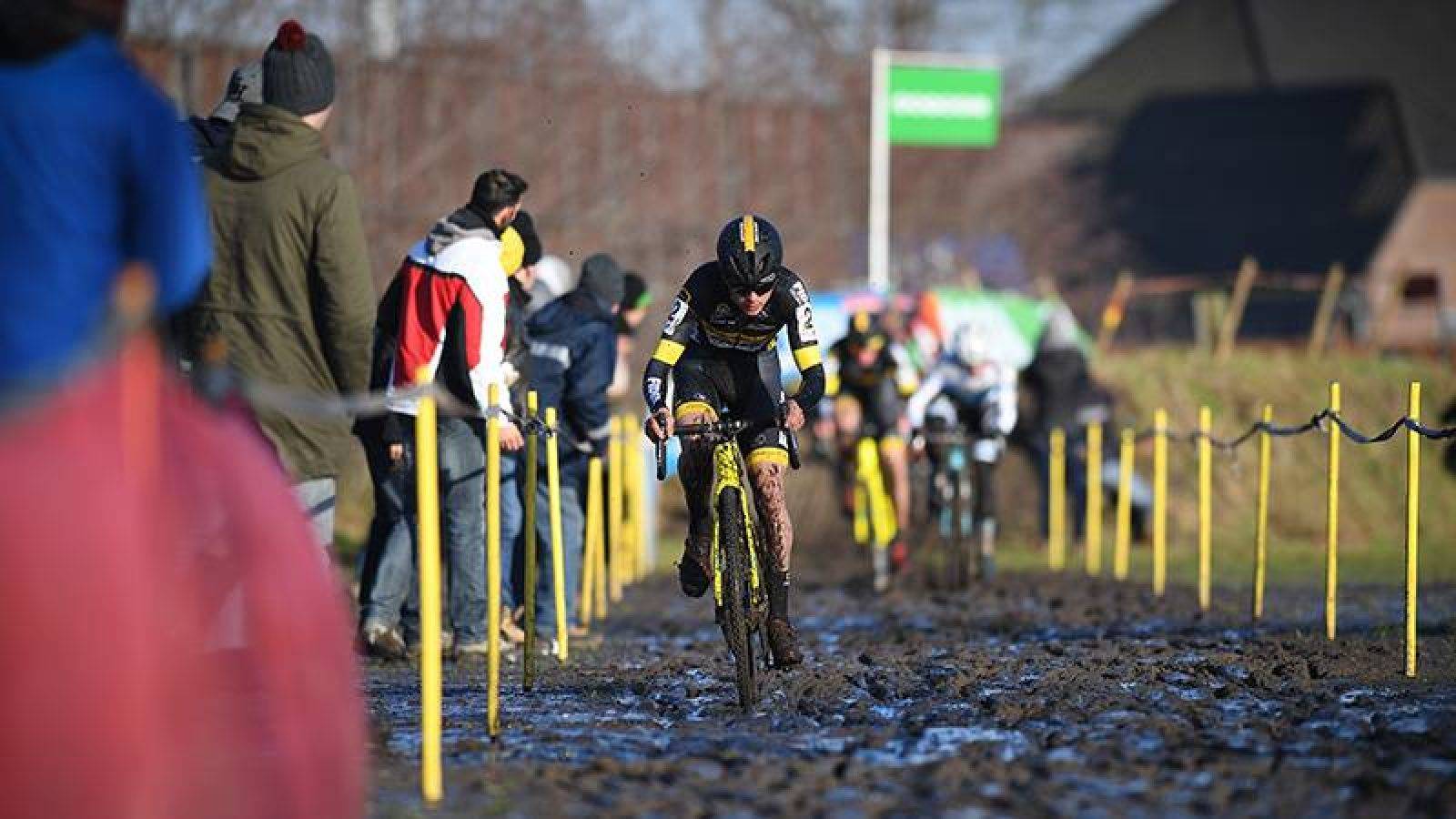 CYCLOCROSS AZENCROSS LOENHOUT